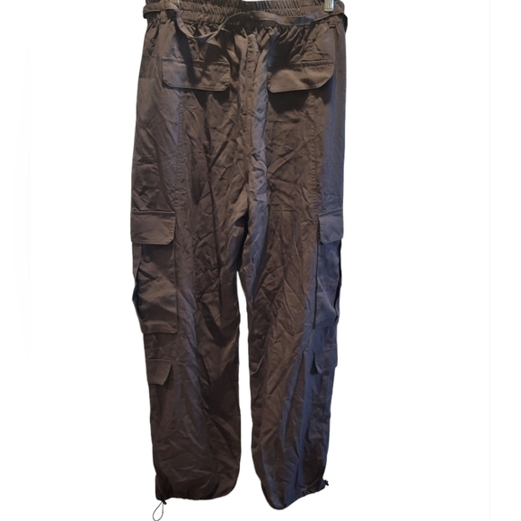 Dynamite Parachute Cargo Pants "Simone" Blackened Pearl Color Size Large NEW - Picture 2 of 9